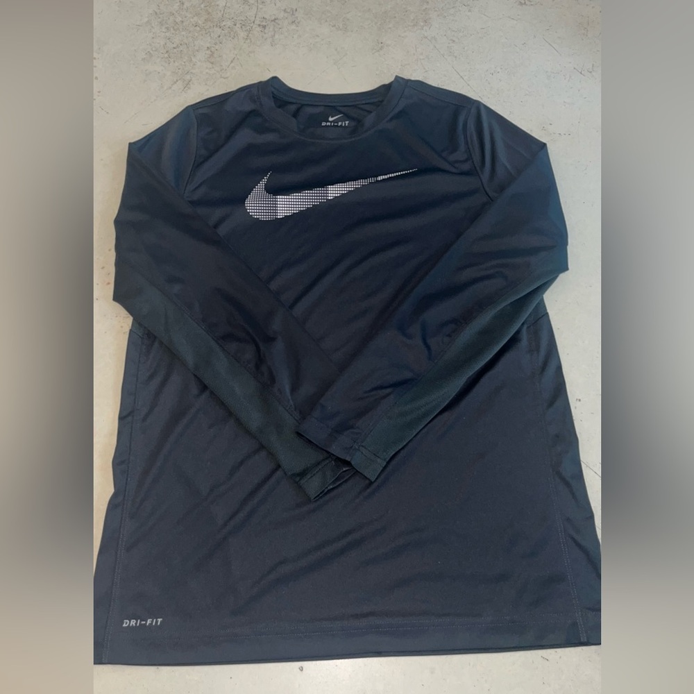 Nike Dri-fit Long Sleeve| Size: XL
